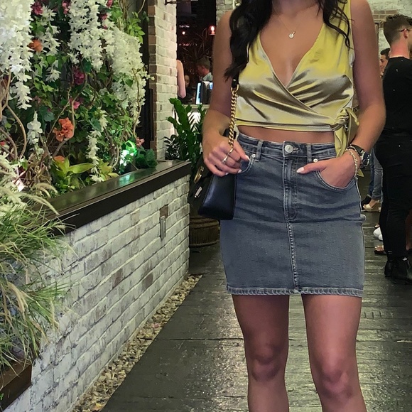 Zara // Grey Denim Skirt - Picture 1 of 4